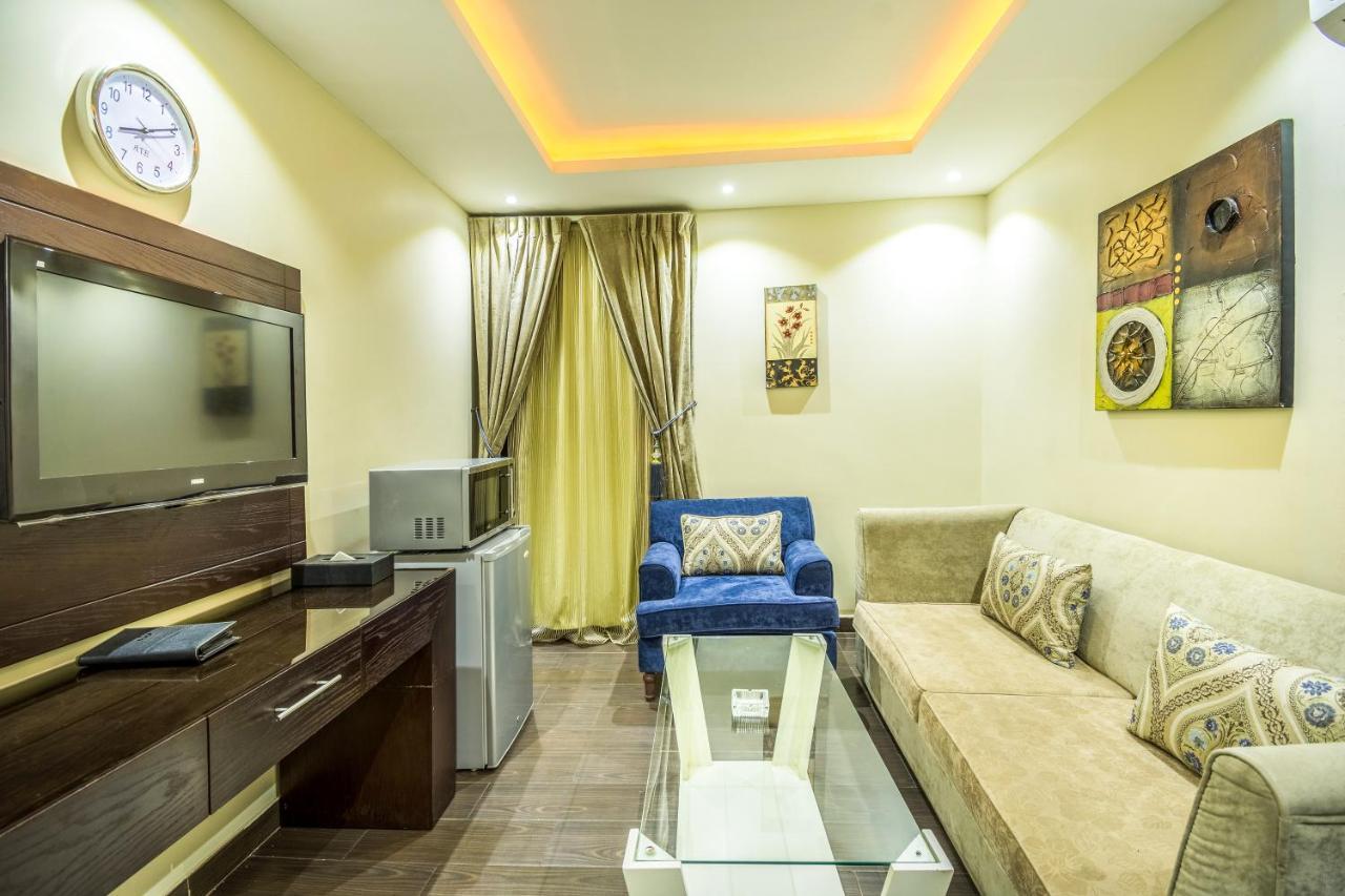 Al Muhaidib Hotel 利雅德 外观 照片